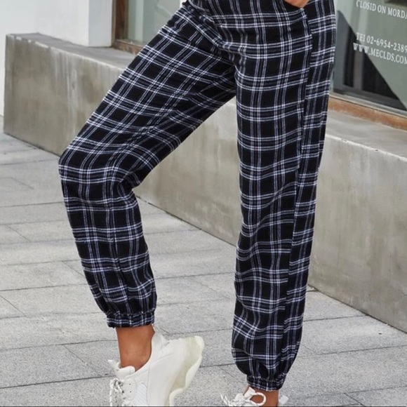 Is the good - Picture 1 of 3